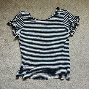 Women’s vineyard vines top
